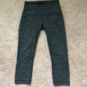 Lululemon Wunder-Under Crops (Hi-rise)
